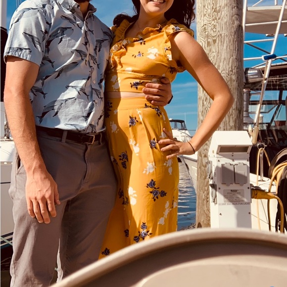 Matching Yellow Set Pants and Blouse - Picture 8 of 12